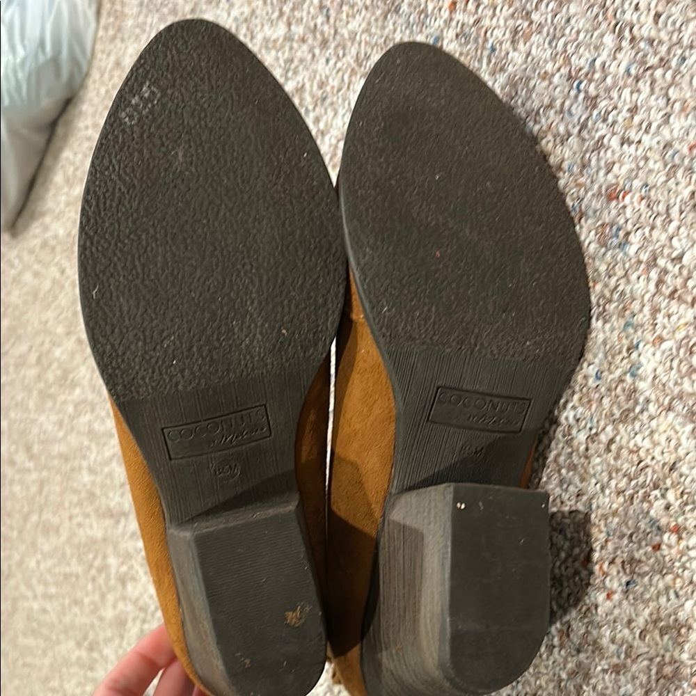 Coconuts by Matisse Brown Suede Ankle Boots - Picture 4 of 4